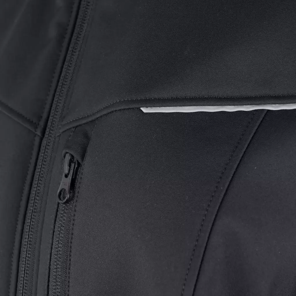 19880-detail-CORE-L1_Softshelljacke_Damen_black-01.webp